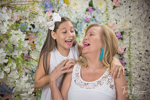 Madres-176pp
